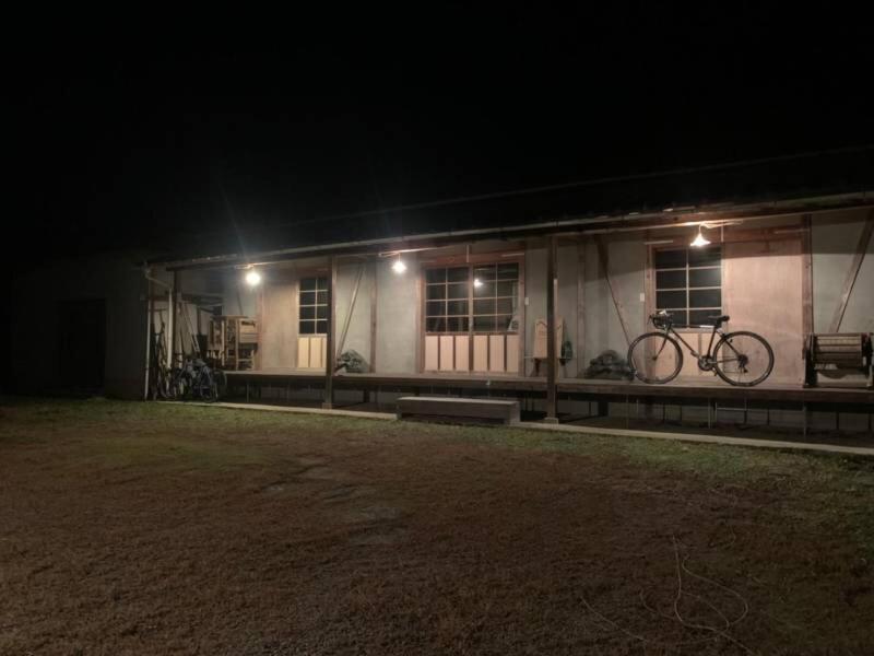 四国旅行のhub拠点 古民家ゲストハウス Heso Camp Miyoshi  Exterior foto