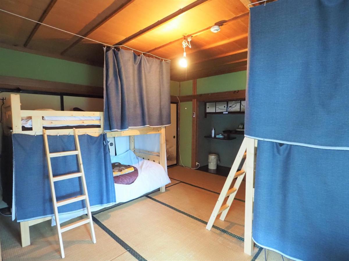 四国旅行のhub拠点 古民家ゲストハウス Heso Camp Miyoshi  Exterior foto