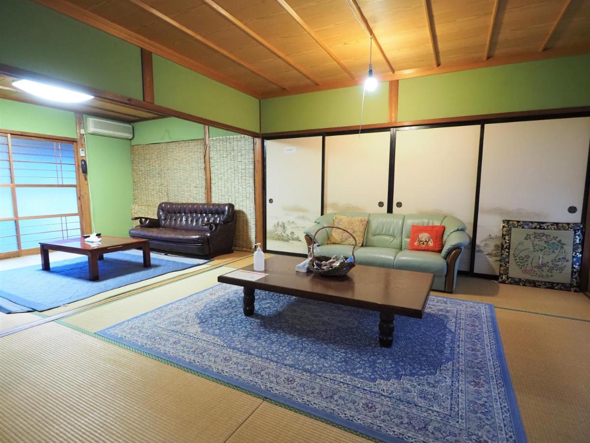 四国旅行のhub拠点 古民家ゲストハウス Heso Camp Miyoshi  Exterior foto