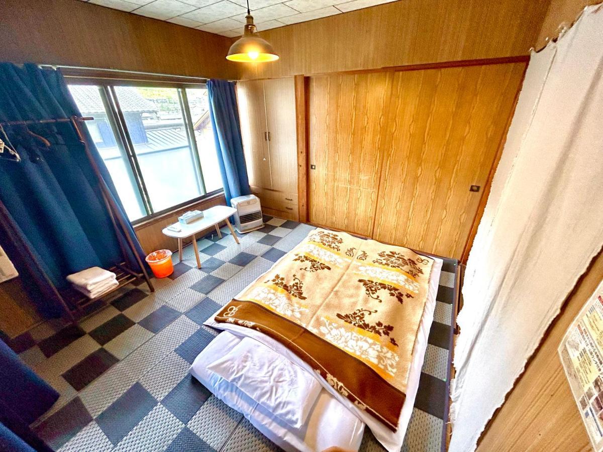 四国旅行のhub拠点 古民家ゲストハウス Heso Camp Miyoshi  Exterior foto