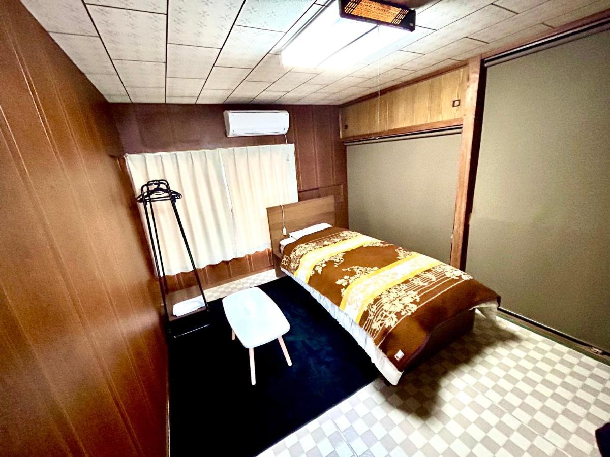 四国旅行のhub拠点 古民家ゲストハウス Heso Camp Miyoshi  Exterior foto
